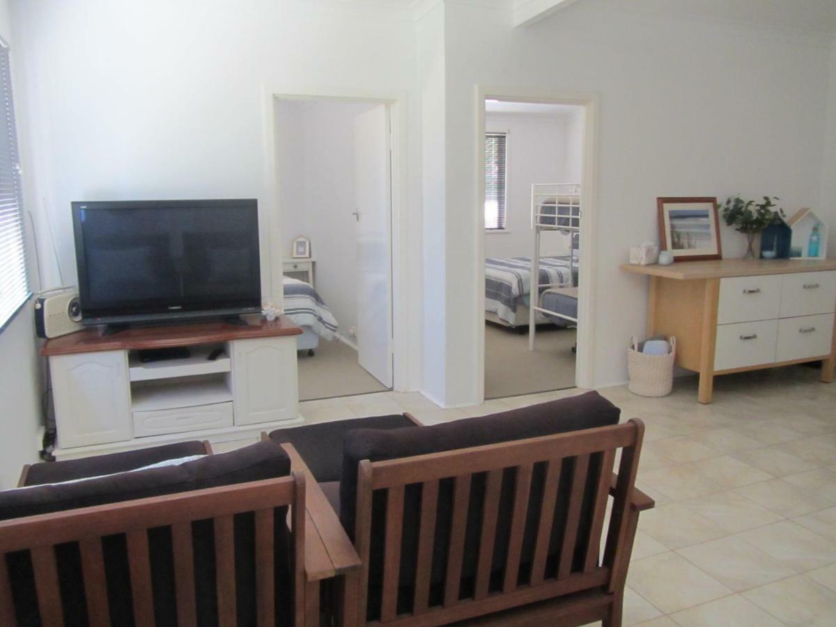 Salty Shack Lancelin- Two Bedroom Exterior photo